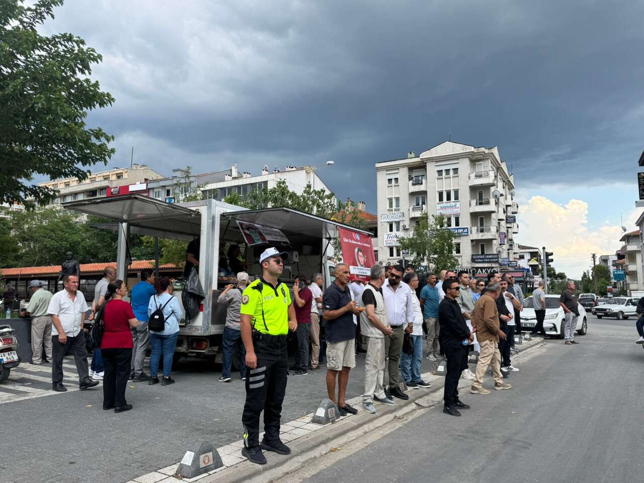 Muğla’da Şehit Polis Tayfun Baş İçin Lokma Hayrı Düzenlendi 6